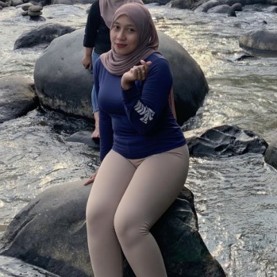 yunisayu's profile picture