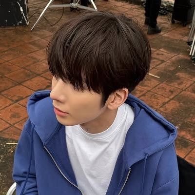 ori 24/10's profile picture