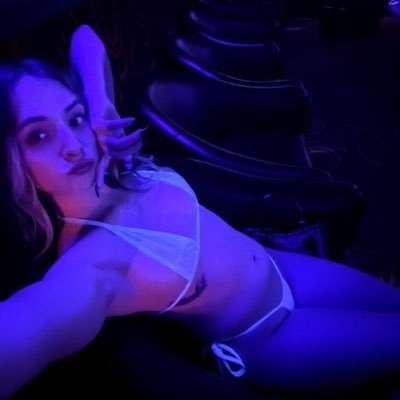 wint3rkisses's profile picture