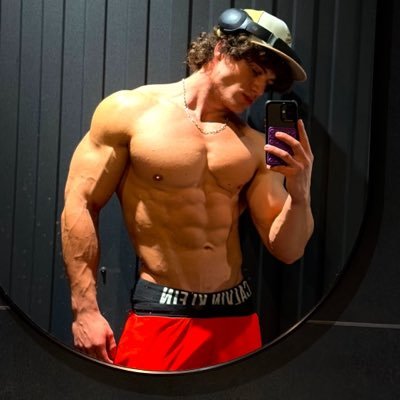 deniismh's profile picture