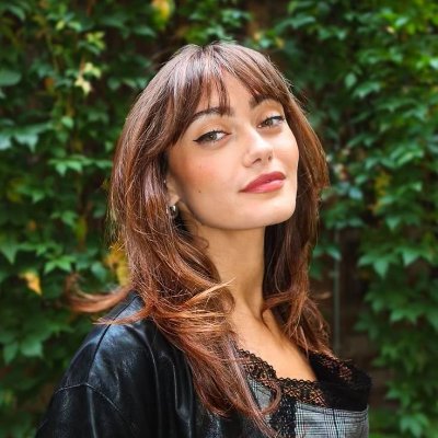 Elena 🧸's profile picture