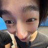 r's profile picture