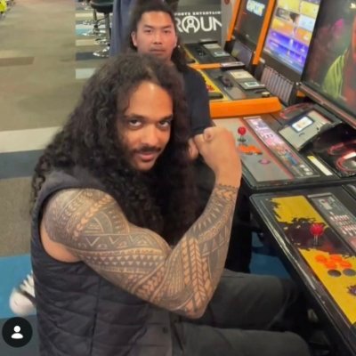 Mike Hollow's profile picture