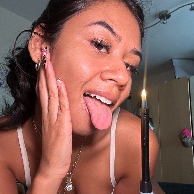 omekarina's profile picture