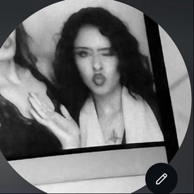 ؛'s profile picture