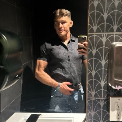 its_jt03's profile picture