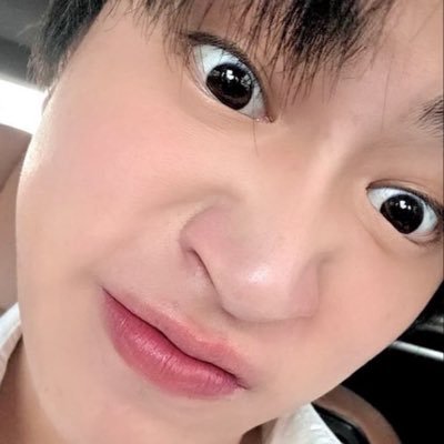 𑁥𓍢yjhan's profile picture