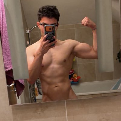 CagedArabSub's profile picture