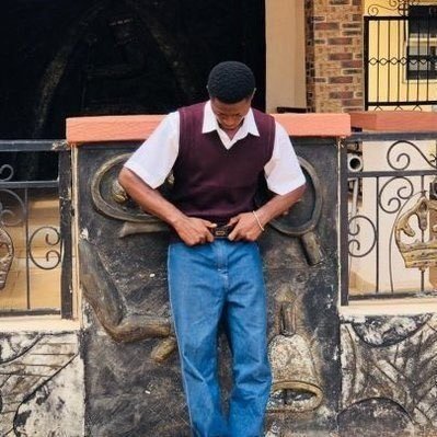 R's profile picture