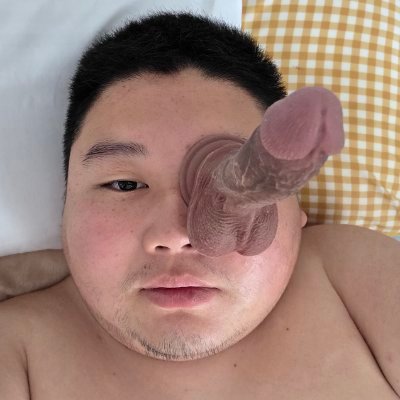 Nonbinareyy's profile picture