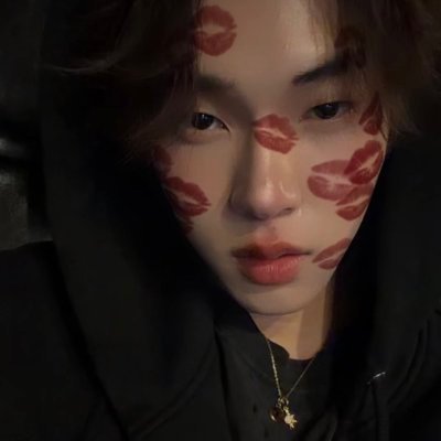vavaaddict's profile picture