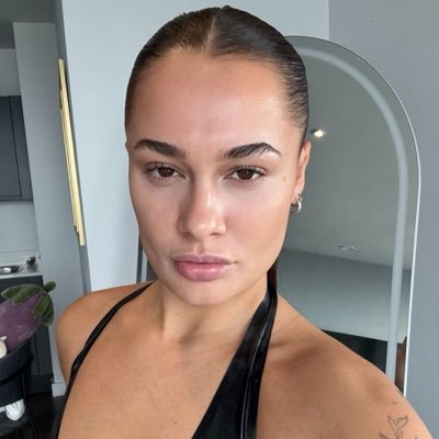 Mistress Nancy's profile picture