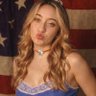 Lívia⭐️ 的头像