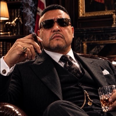 XU76J6pdR2IzrcI's profile picture