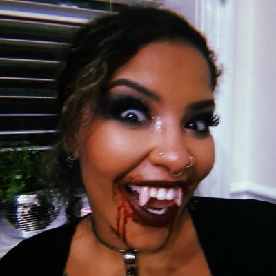 poisonouspixies's profile picture