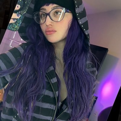 valericasucks's profile picture