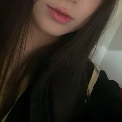 Hồi chiều trời mưa.......'s profile picture