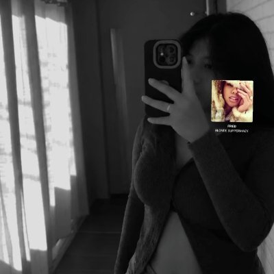 🫦's profile picture