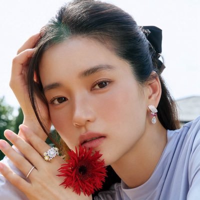 taeriphile's profile picture