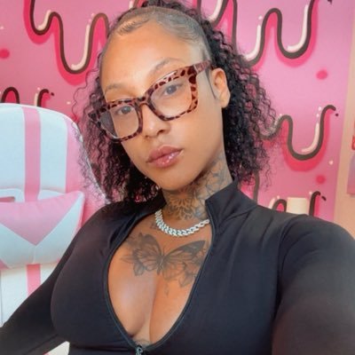 Mizztwerksummmm's profile picture
