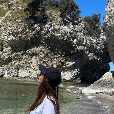 naz_izm's profile picture