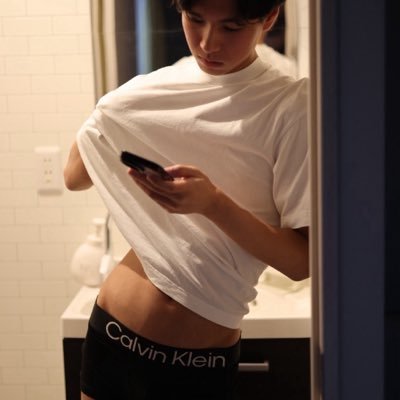 shoto_is_gay's profile picture