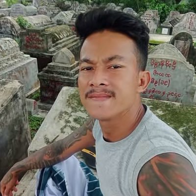 Moe Kyaw's profile picture