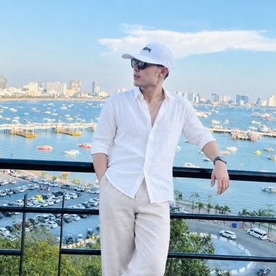 SawThar Pyae's profile picture