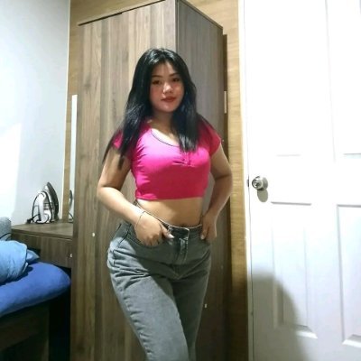 aratiara28's profile picture