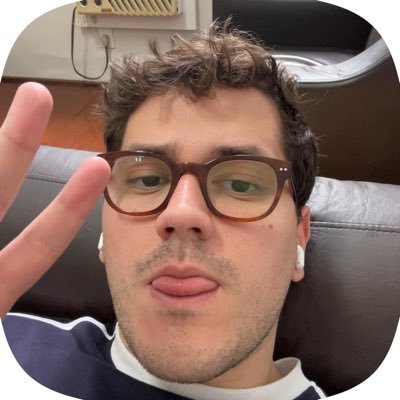 medeiros's profile picture