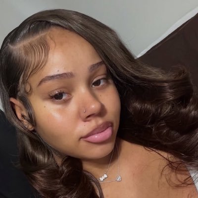mooniegirl_'s profile picture
