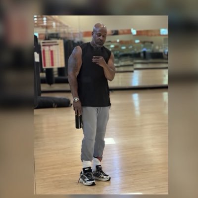 PARTEEIZMS5000's profile picture