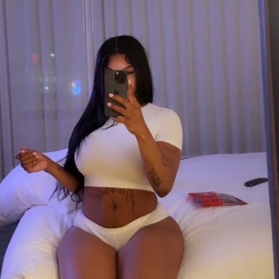 alexisdamfbarb's profile picture