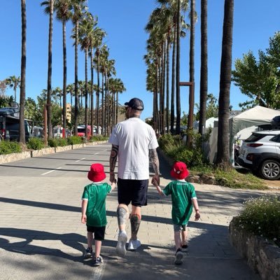 DaytrippingRed's profile picture
