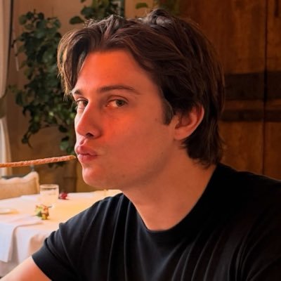 rosie's profile picture