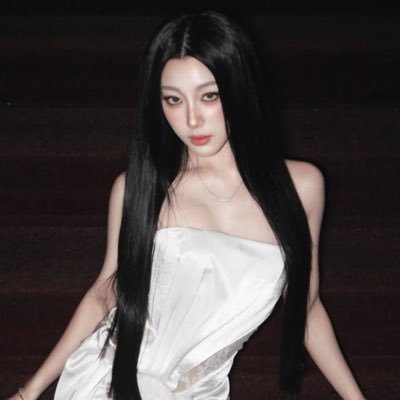 หนาวริ's profile picture