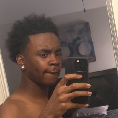 fendifray's profile picture