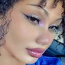 🪭Estella Rivera 🦢's profile picture