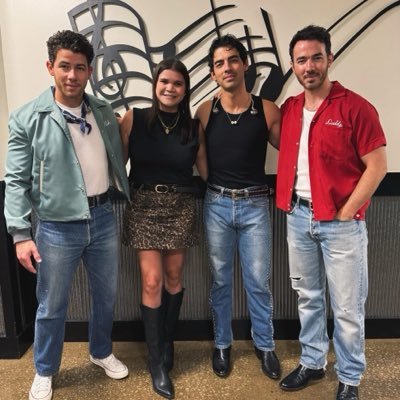 flllywithme's profile picture
