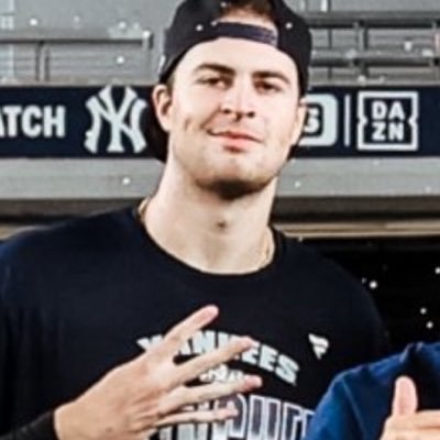 JL's profile picture