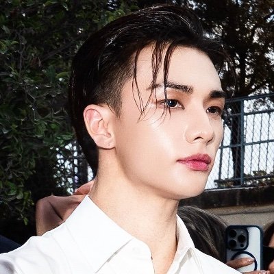 00203HHJ's profile picture