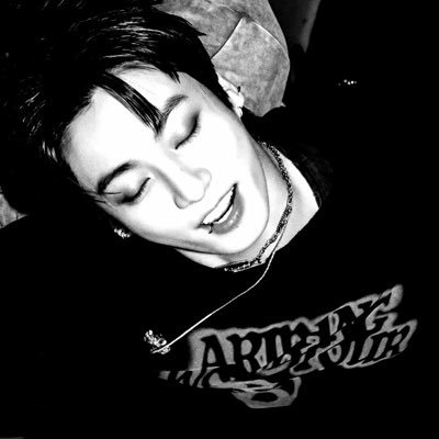 𝘚𝘯𝘦𝘺 ⁷ saw Outro : Tear live ♡'s profile picture