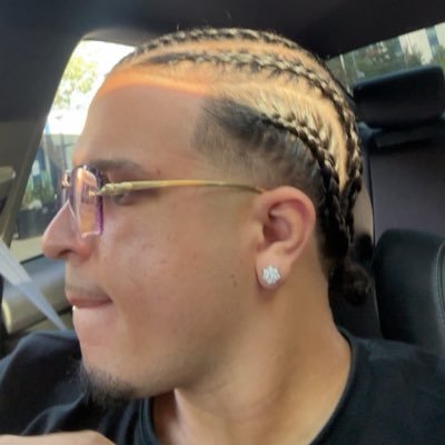 bhrizzy🏄♂️'s profile picture