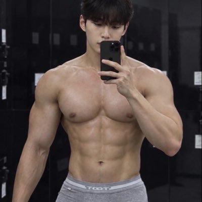 Hyunwoo 🇰🇷's profile picture