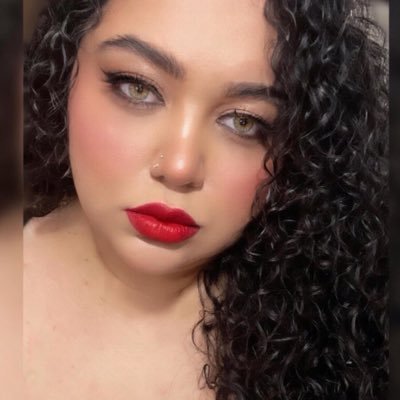 Amira_Caramel0's profile picture