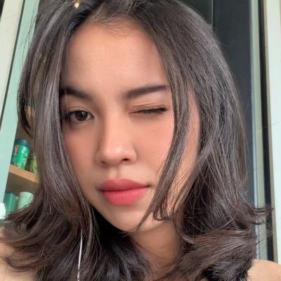 Re's profile picture