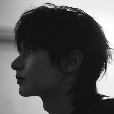Listen_to_JUN's profile picture