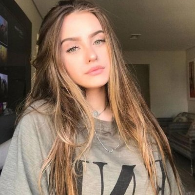 Isabelle's profile picture