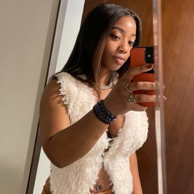 The Empress 🦋's profile picture