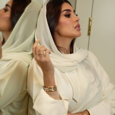 ياسمين تخلي الحجر يلين's profile picture